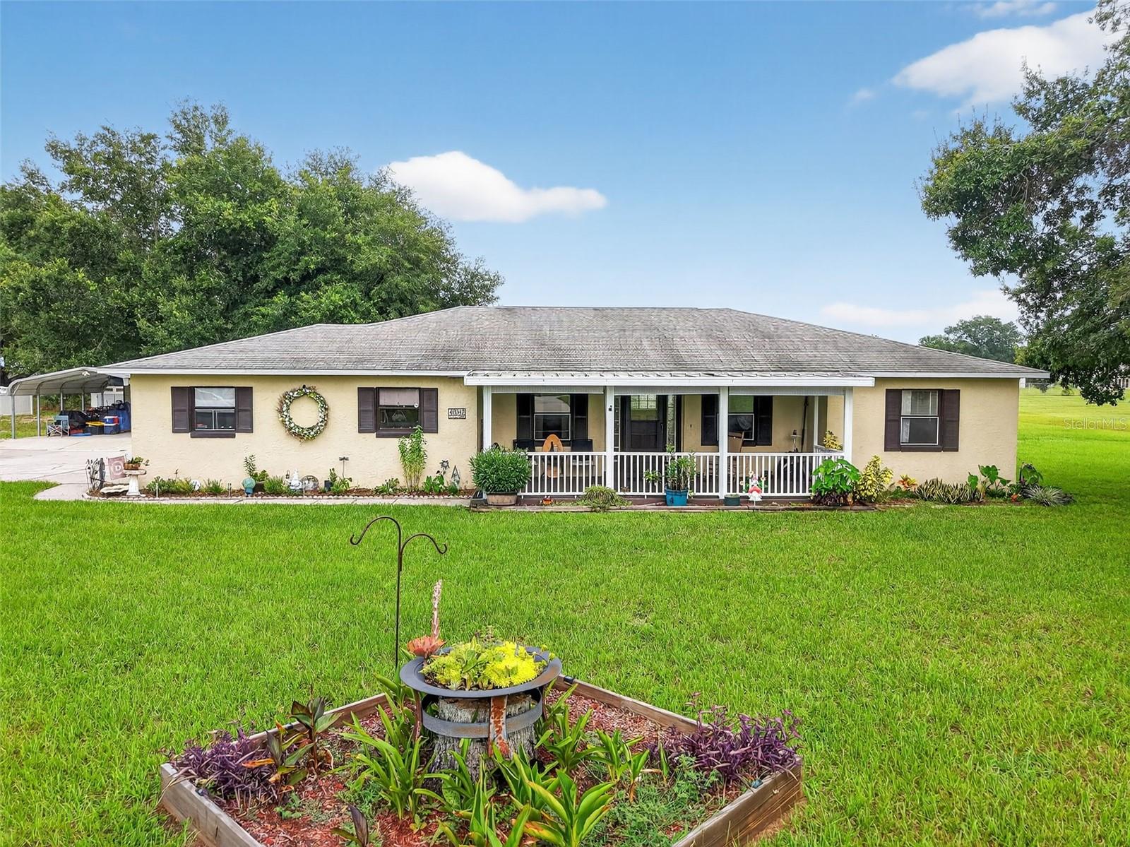 Details for 40042 Sherydan Glenn, LADY LAKE, FL 32159