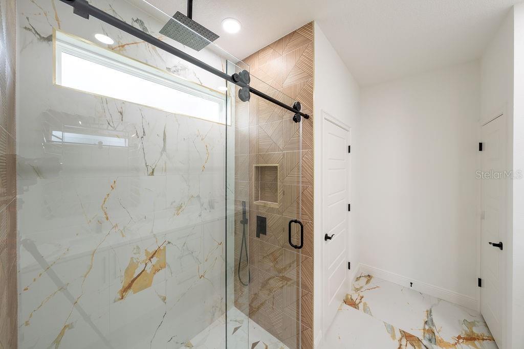 Image 11 of 65 For 8544 134th Avenue