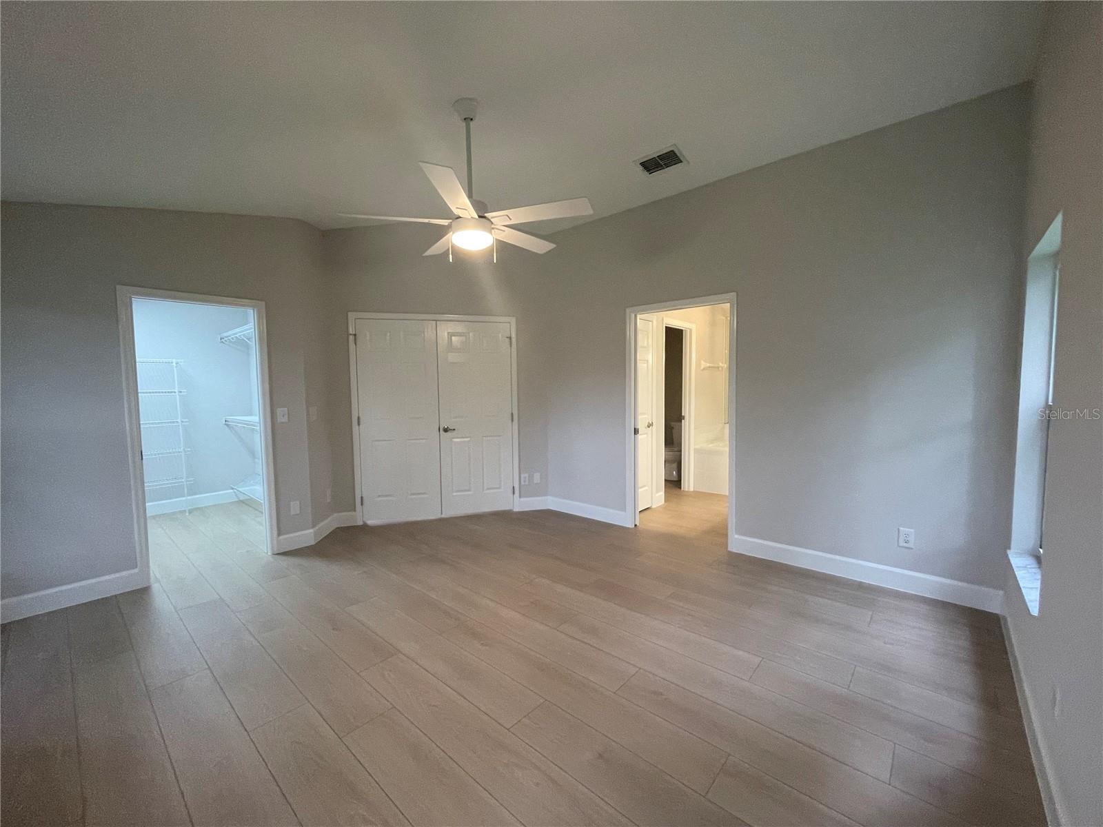 Image 19 of 31 For 210 Baker Street