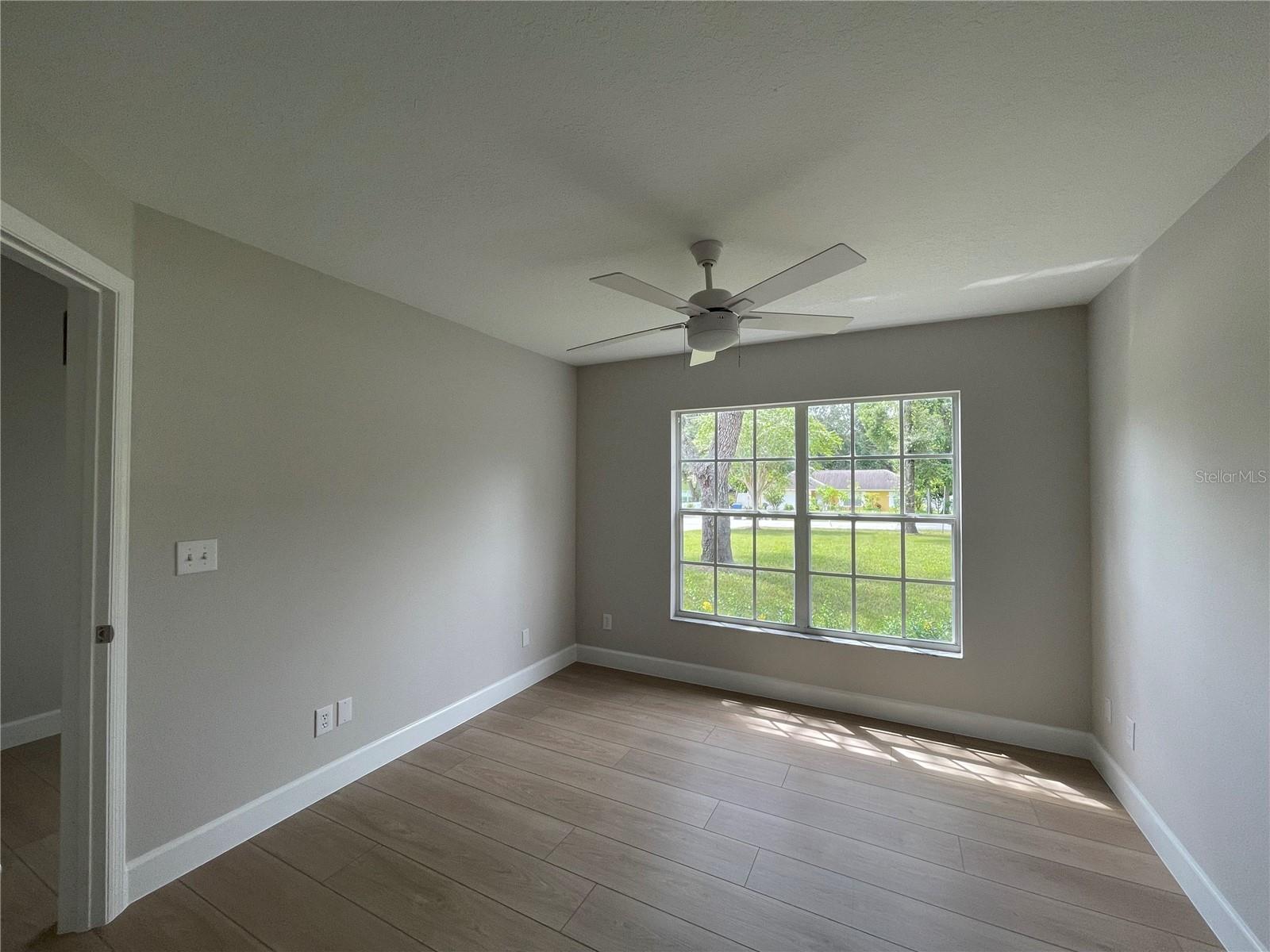 Image 26 of 31 For 210 Baker Street