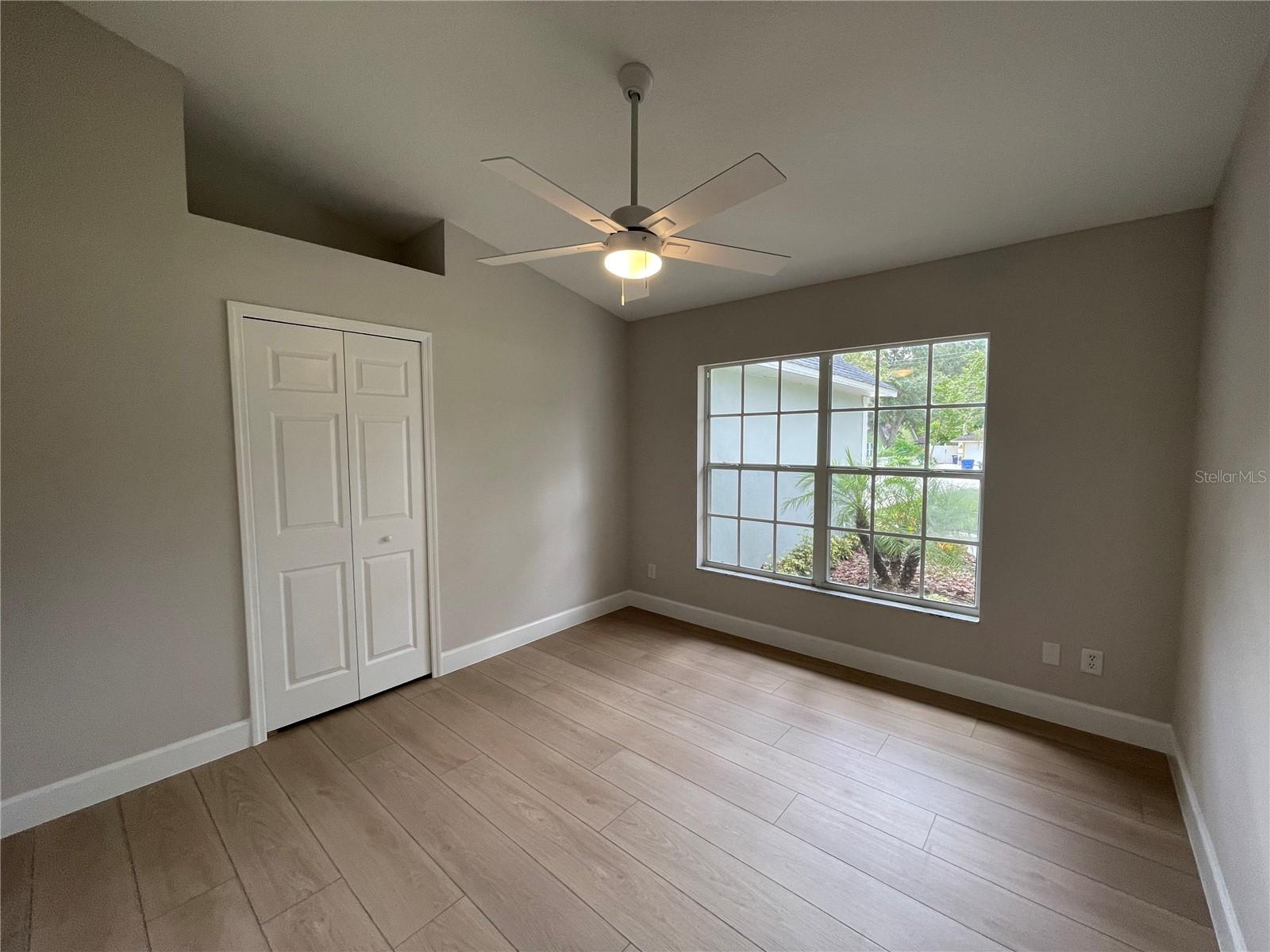 Image 29 of 31 For 210 Baker Street