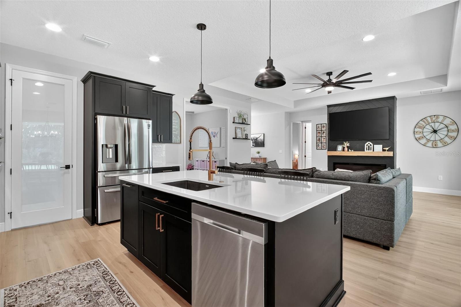 Image 4 of 56 For 42748 Royal Trails Road