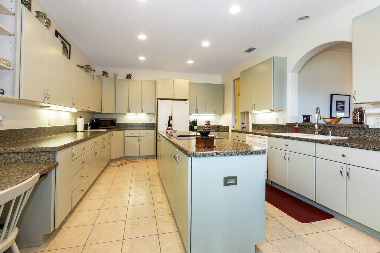 Image 11 of 31 For 5717 Illumination Lane