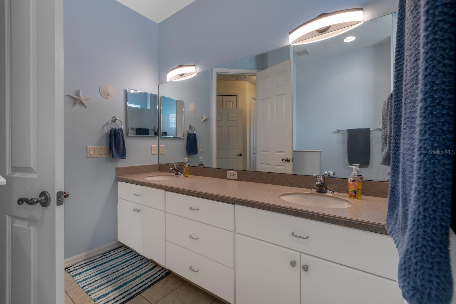 Image 16 of 31 For 5717 Illumination Lane