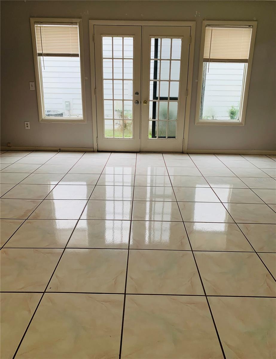 Image 6 of 16 For 3535 Raintree Way