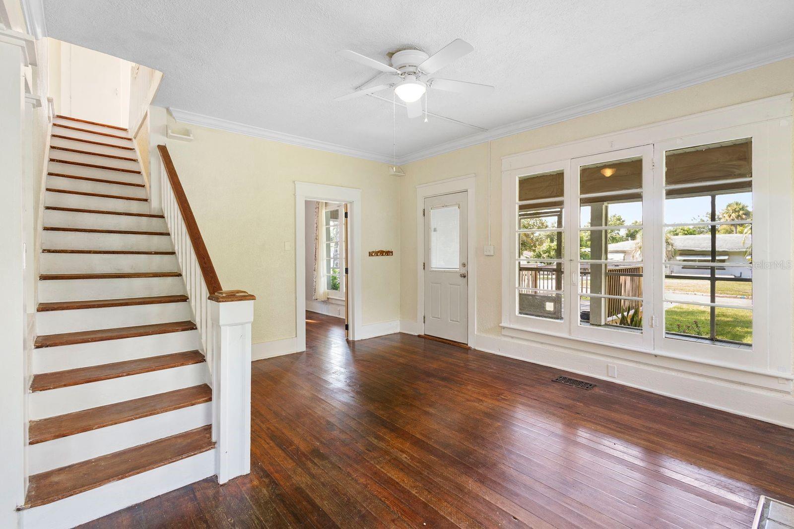 Image 4 of 25 For 245 Magnolia Street