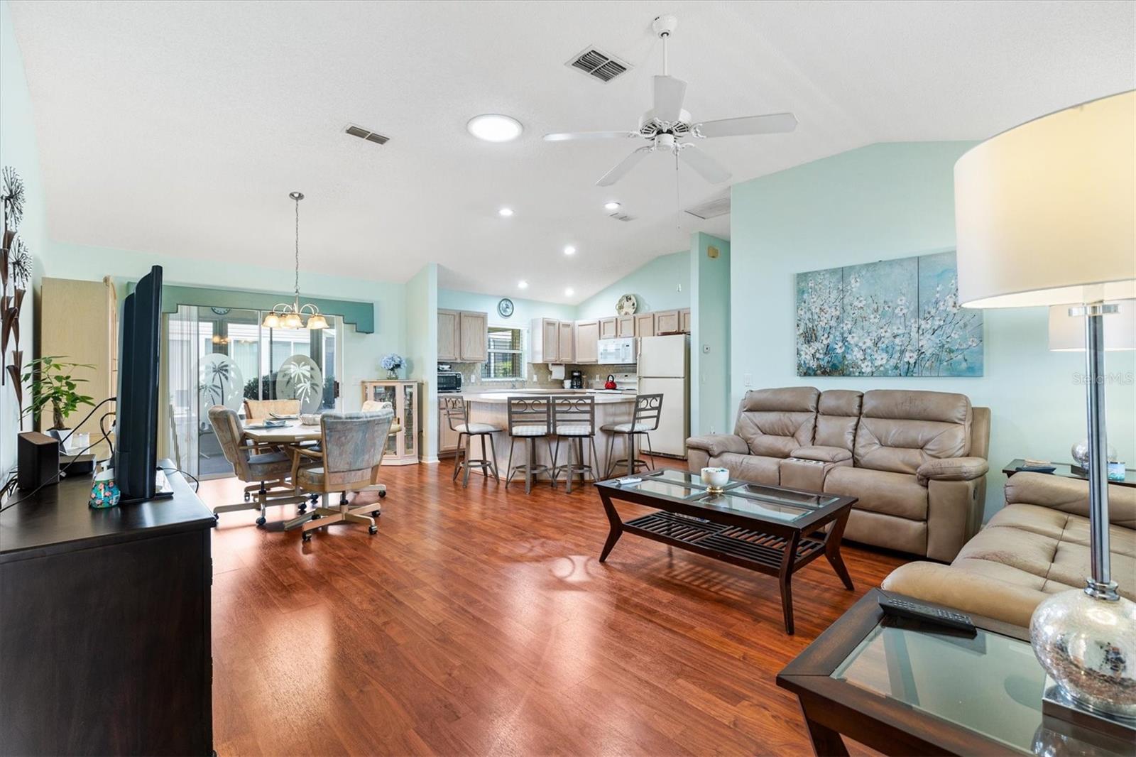 Image 4 of 34 For 2113 Margarita Drive
