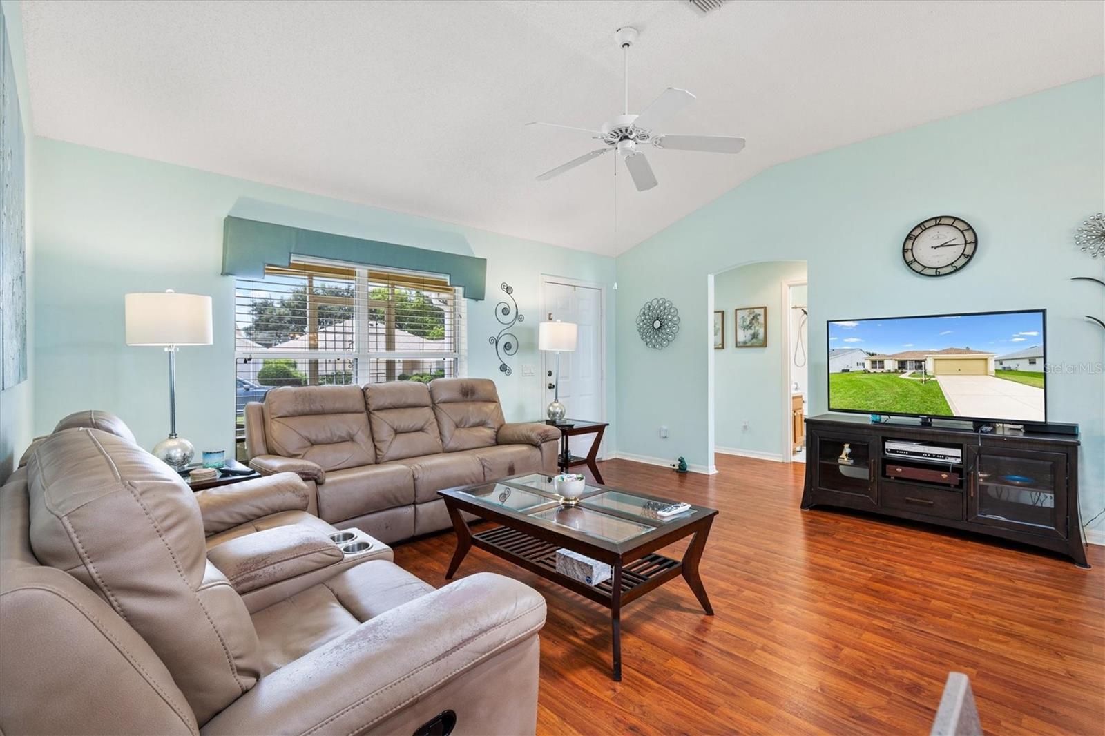 Image 6 of 34 For 2113 Margarita Drive