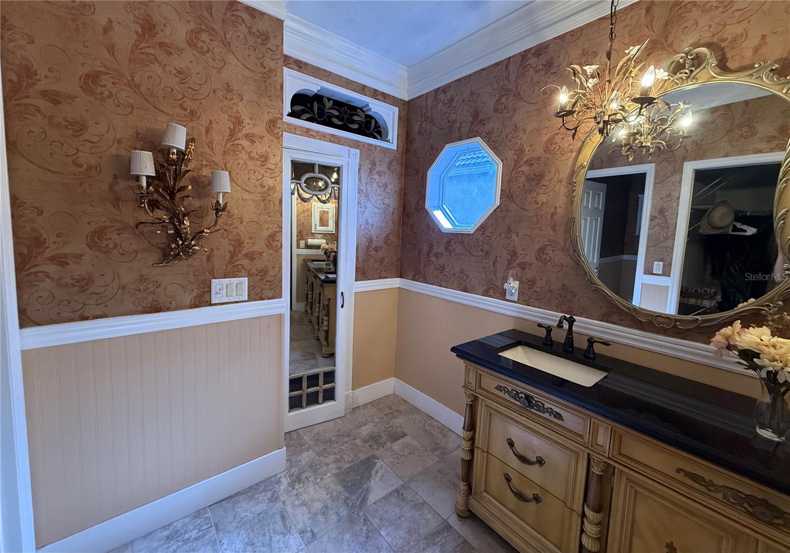 Image 23 of 36 For 9049 Saint Andrews Way