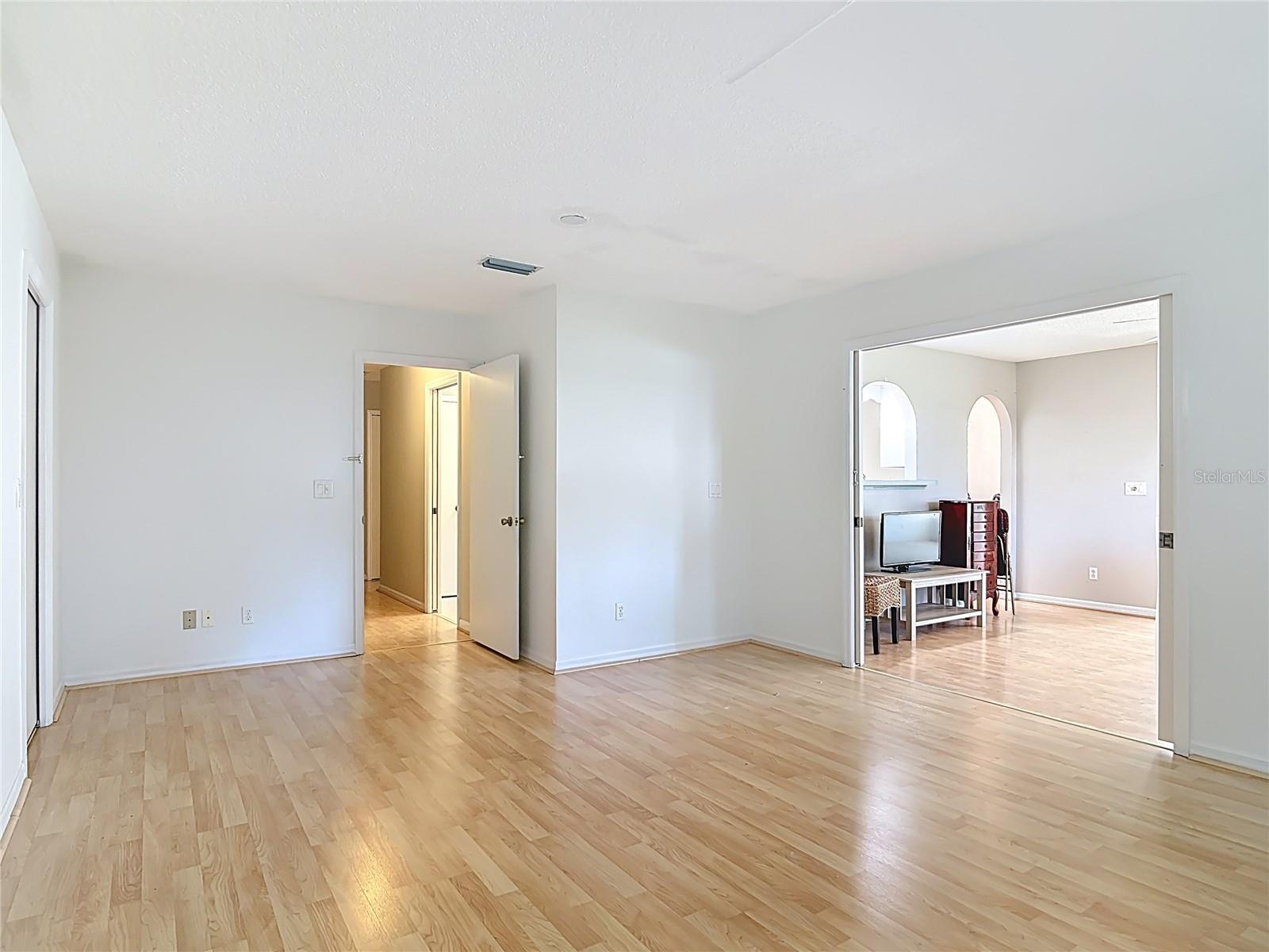 Image 27 of 67 For 5925 Grass Court