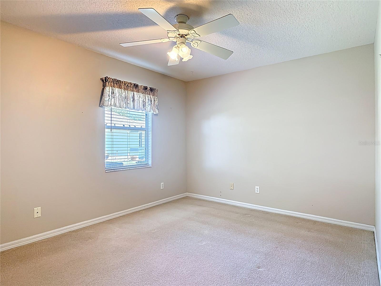 Image 31 of 67 For 5925 Grass Court