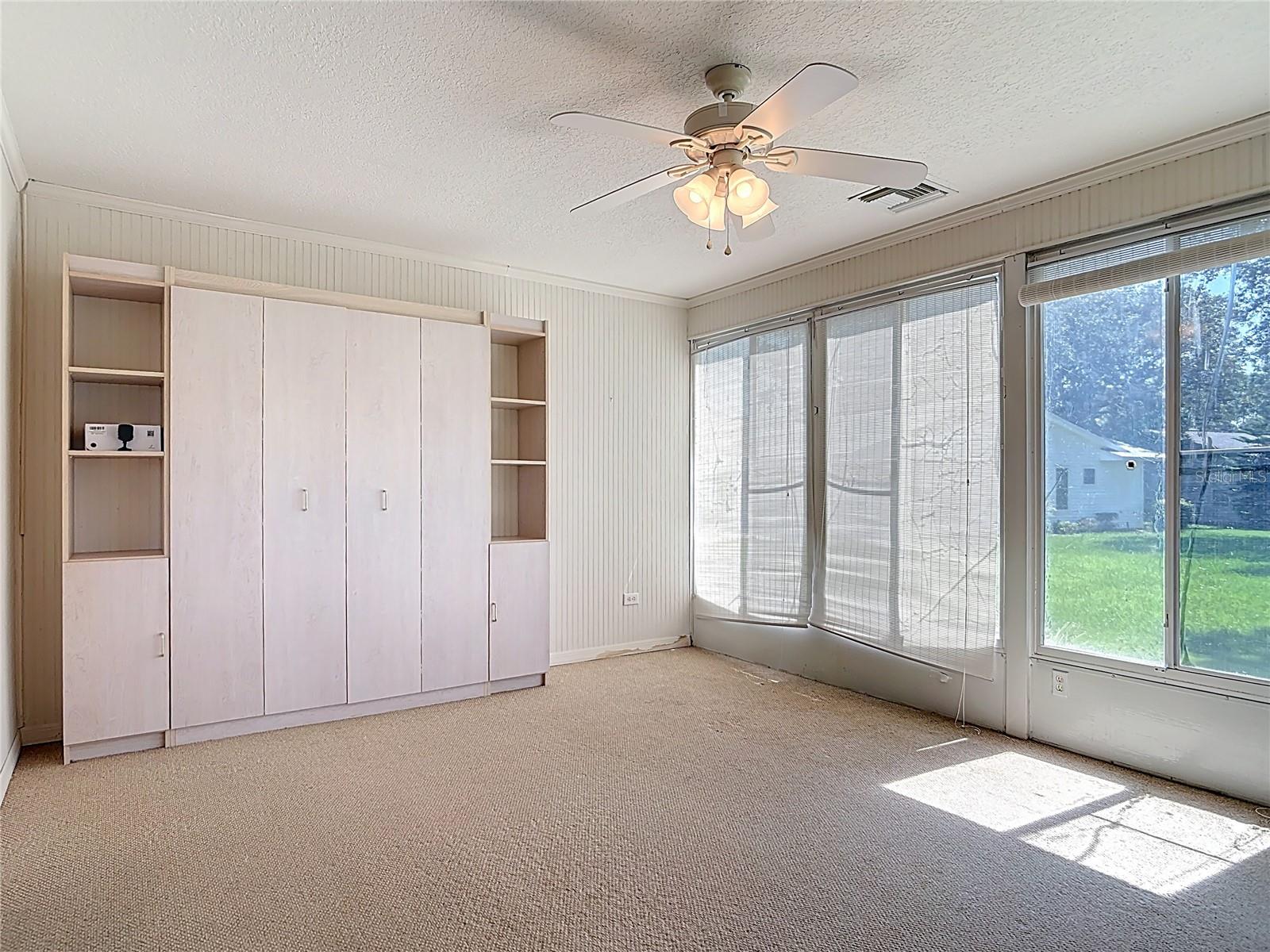 Image 39 of 67 For 5925 Grass Court