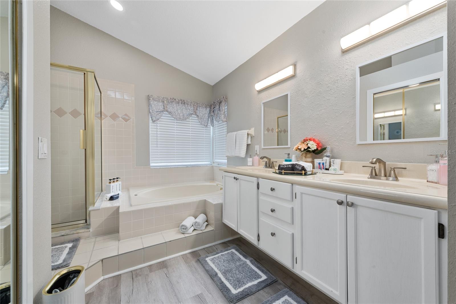 Image 21 of 32 For 4901 Dunmore Lane