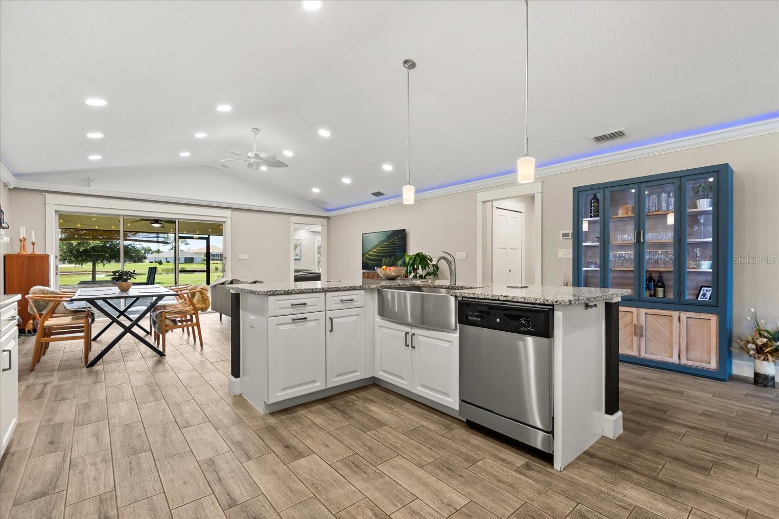 Image 7 of 32 For 18114 Eagles Way