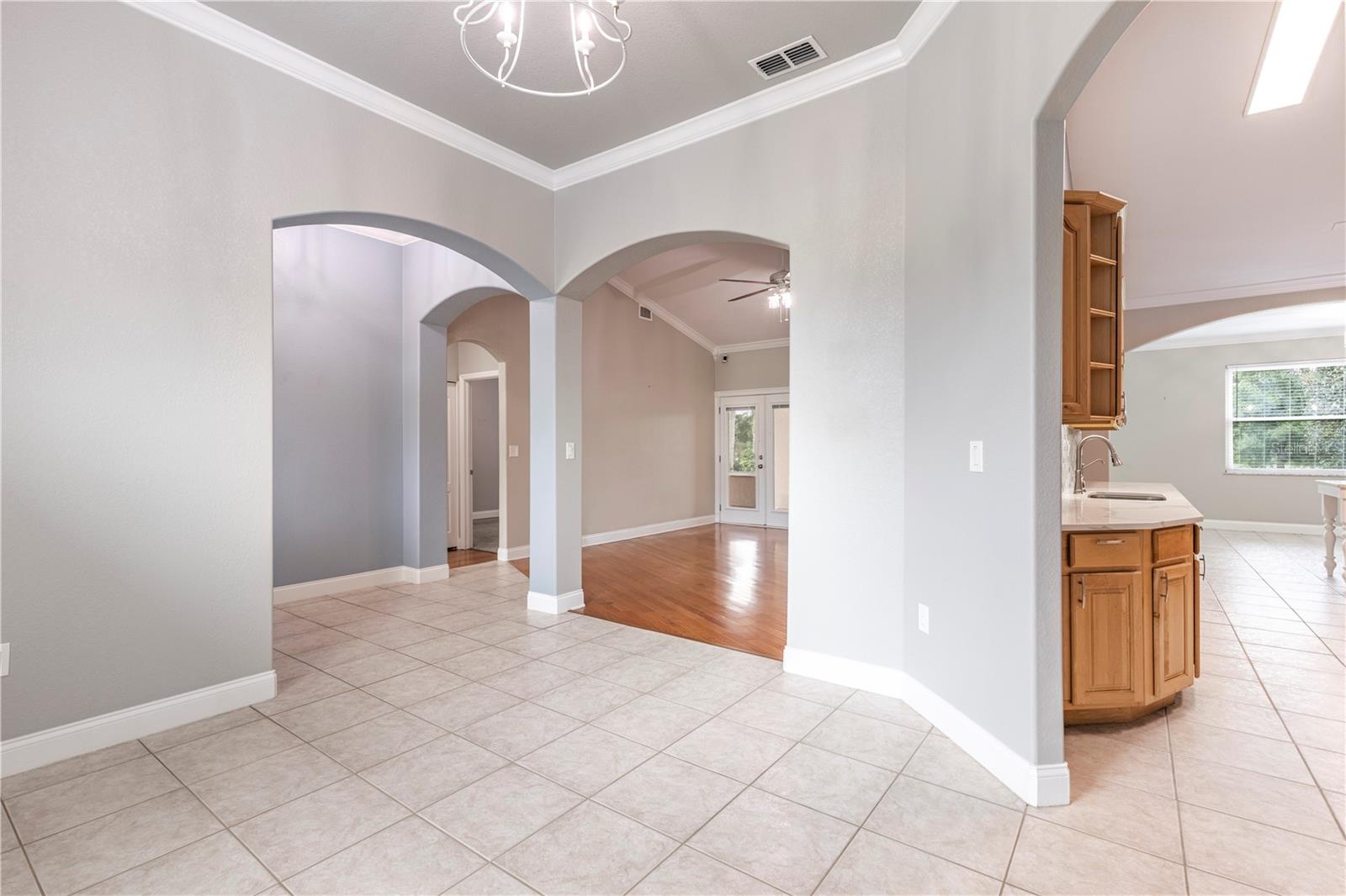 Image 19 of 56 For 236 Golf Aire Boulevard