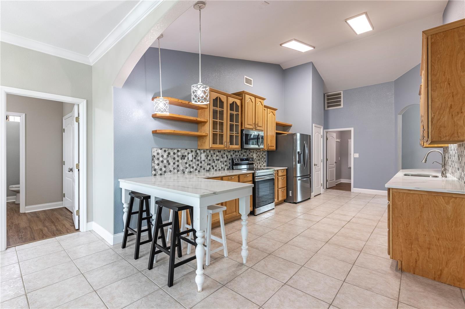Image 22 of 56 For 236 Golf Aire Boulevard