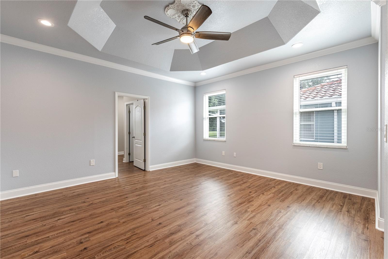 Image 30 of 56 For 236 Golf Aire Boulevard