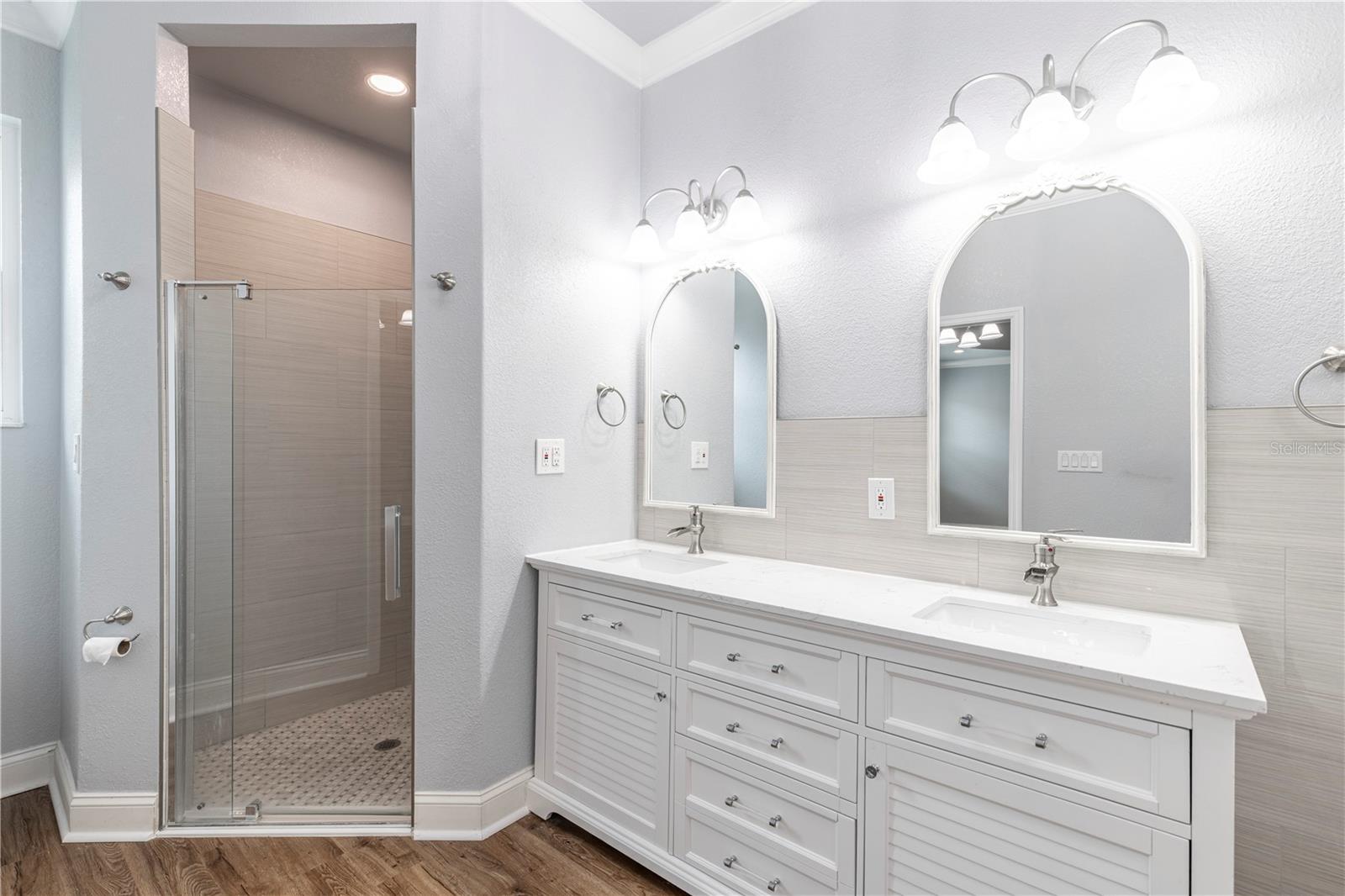 Image 37 of 56 For 236 Golf Aire Boulevard