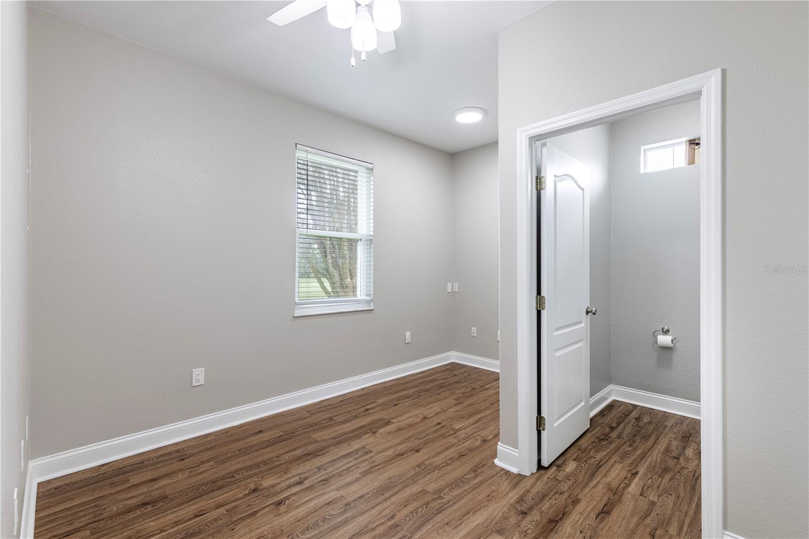 Image 38 of 56 For 236 Golf Aire Boulevard