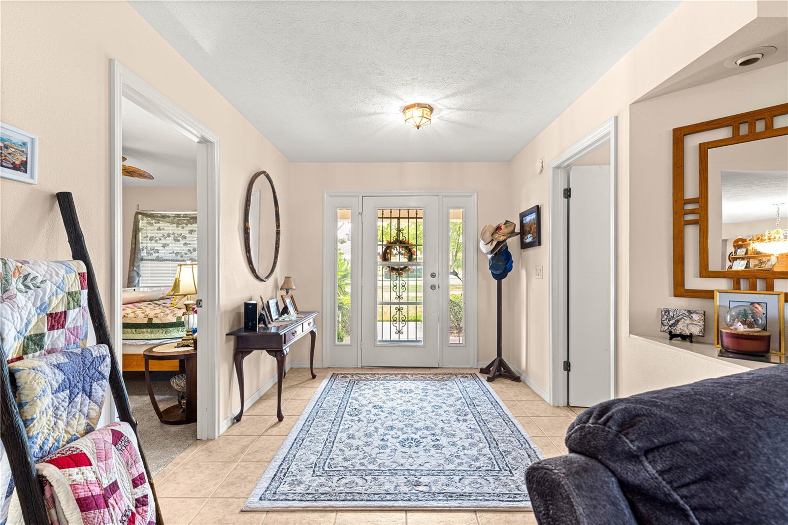 Image 15 of 38 For 17520 112th Avenue