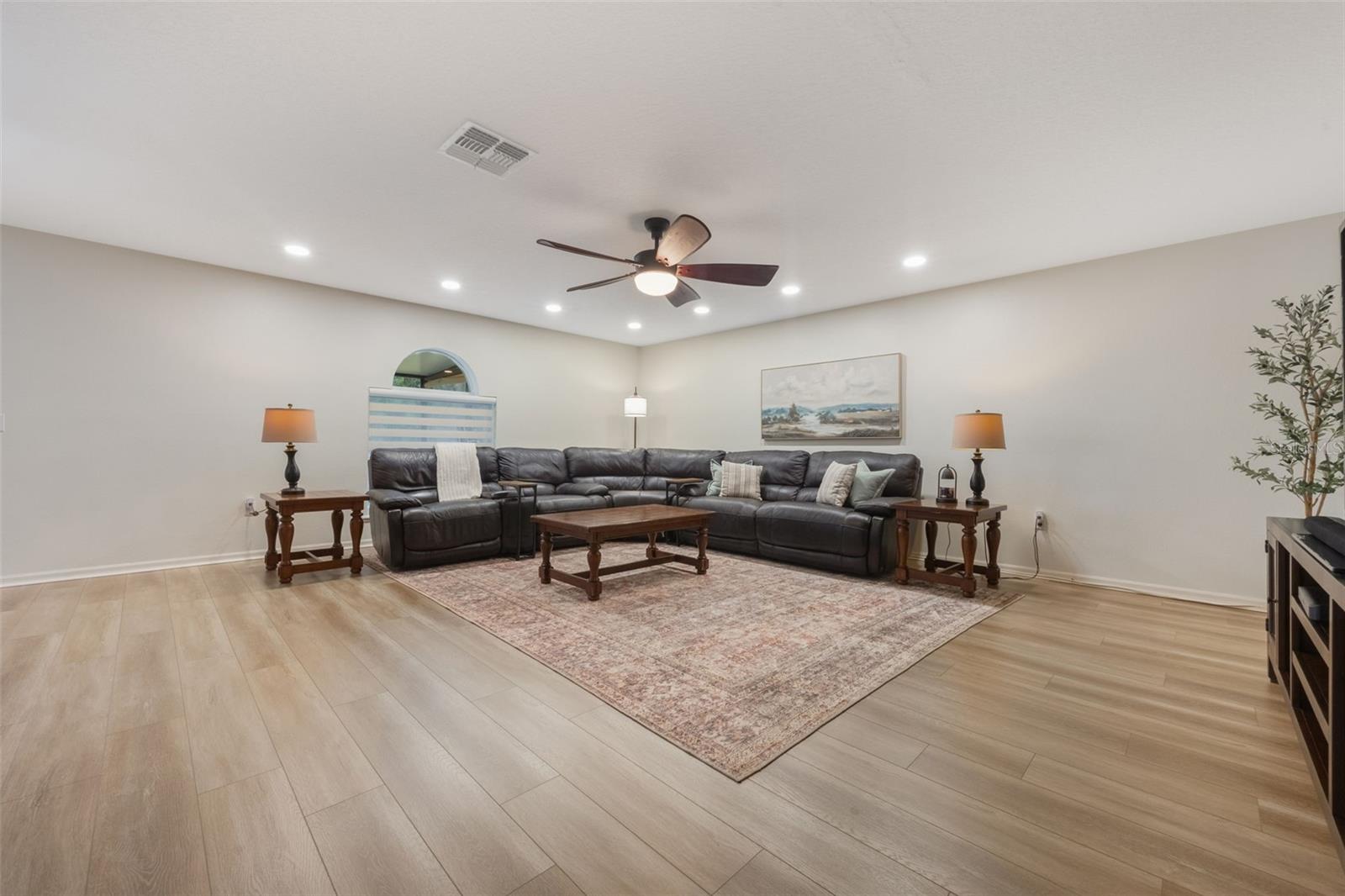 Image 11 of 53 For 1704 Hoofprint Court