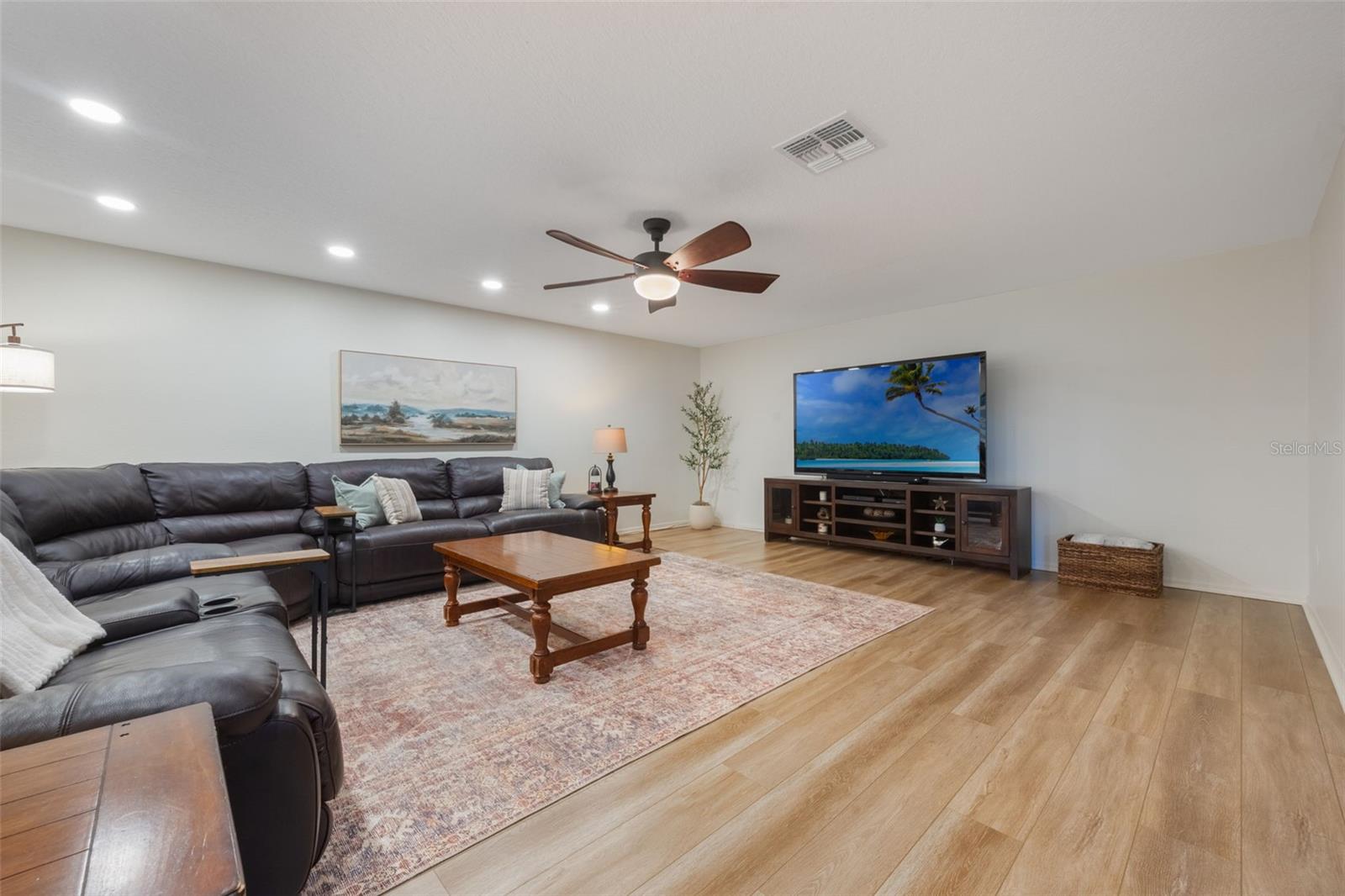 Image 13 of 53 For 1704 Hoofprint Court