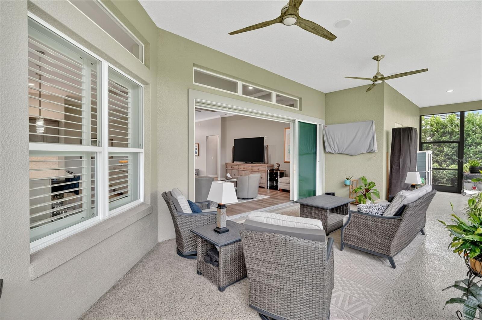 Image 40 of 48 For 3022 Isola Bella Boulevard