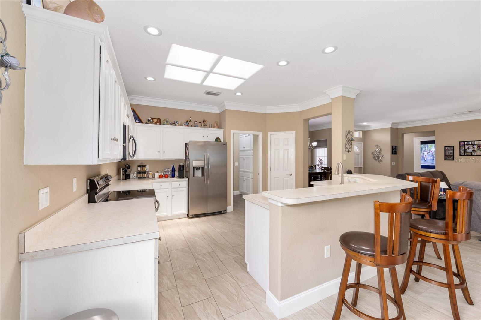 Image 12 of 66 For 9573 124th Loop