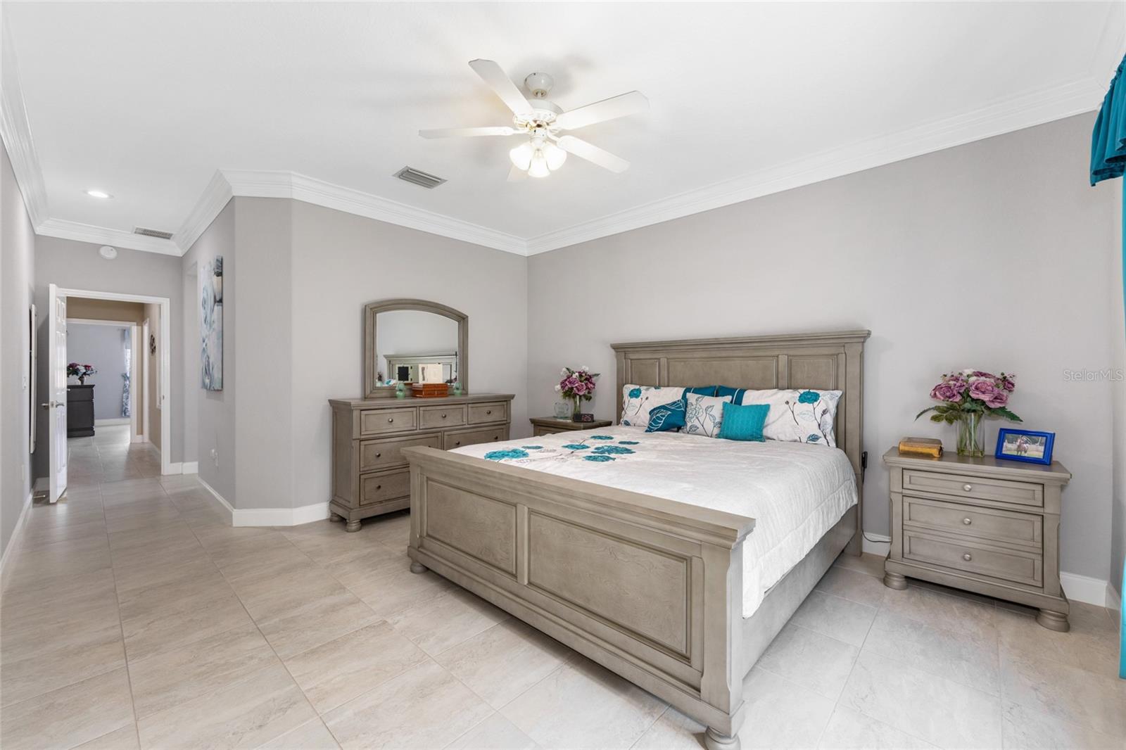 Image 17 of 66 For 9573 124th Loop