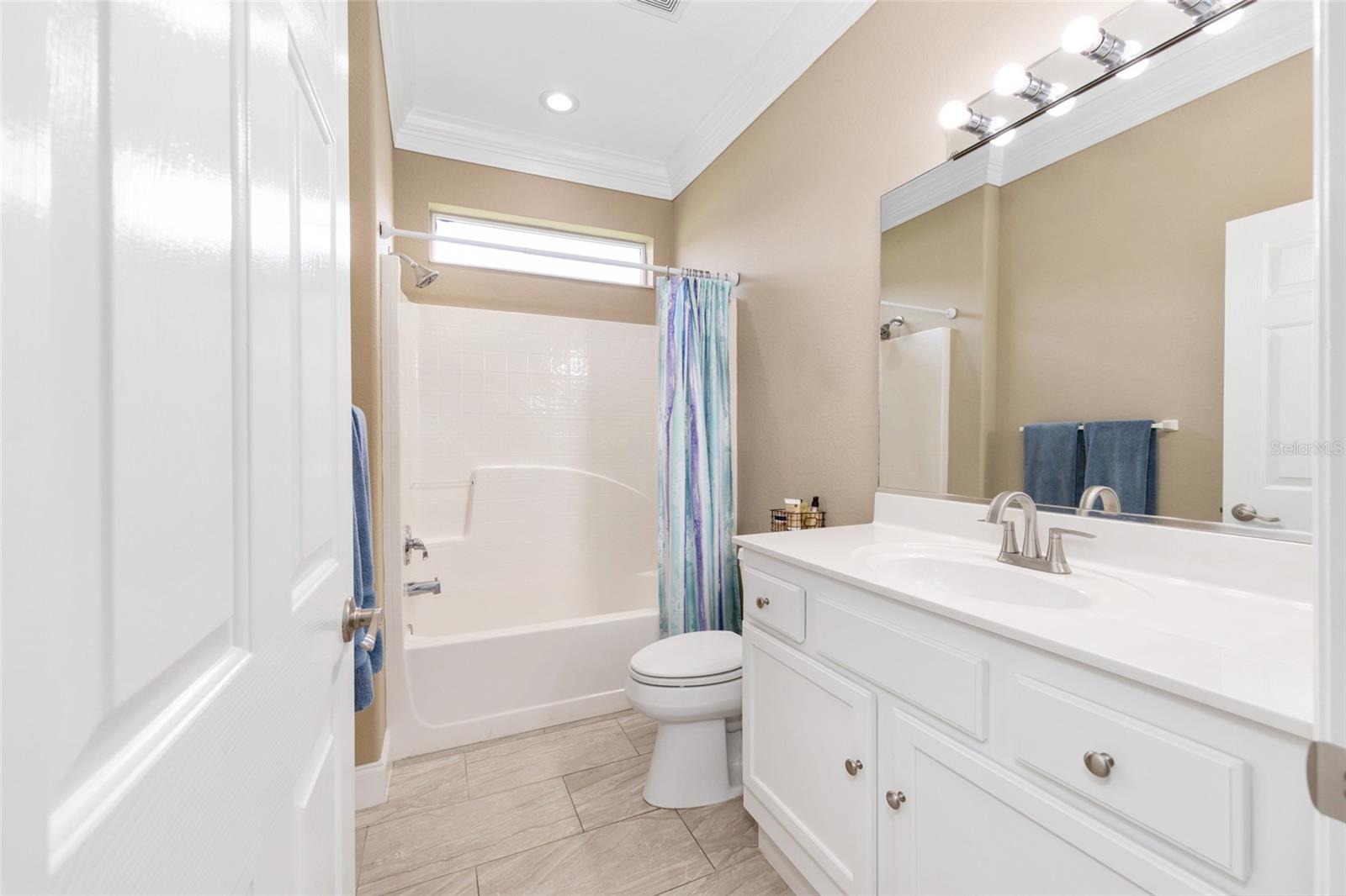 Image 23 of 66 For 9573 124th Loop