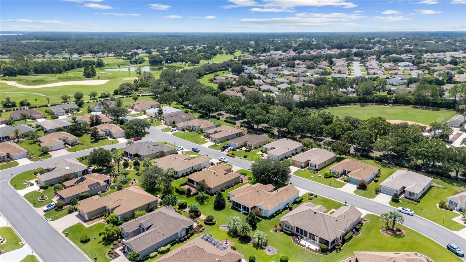 Image 40 of 66 For 9573 124th Loop