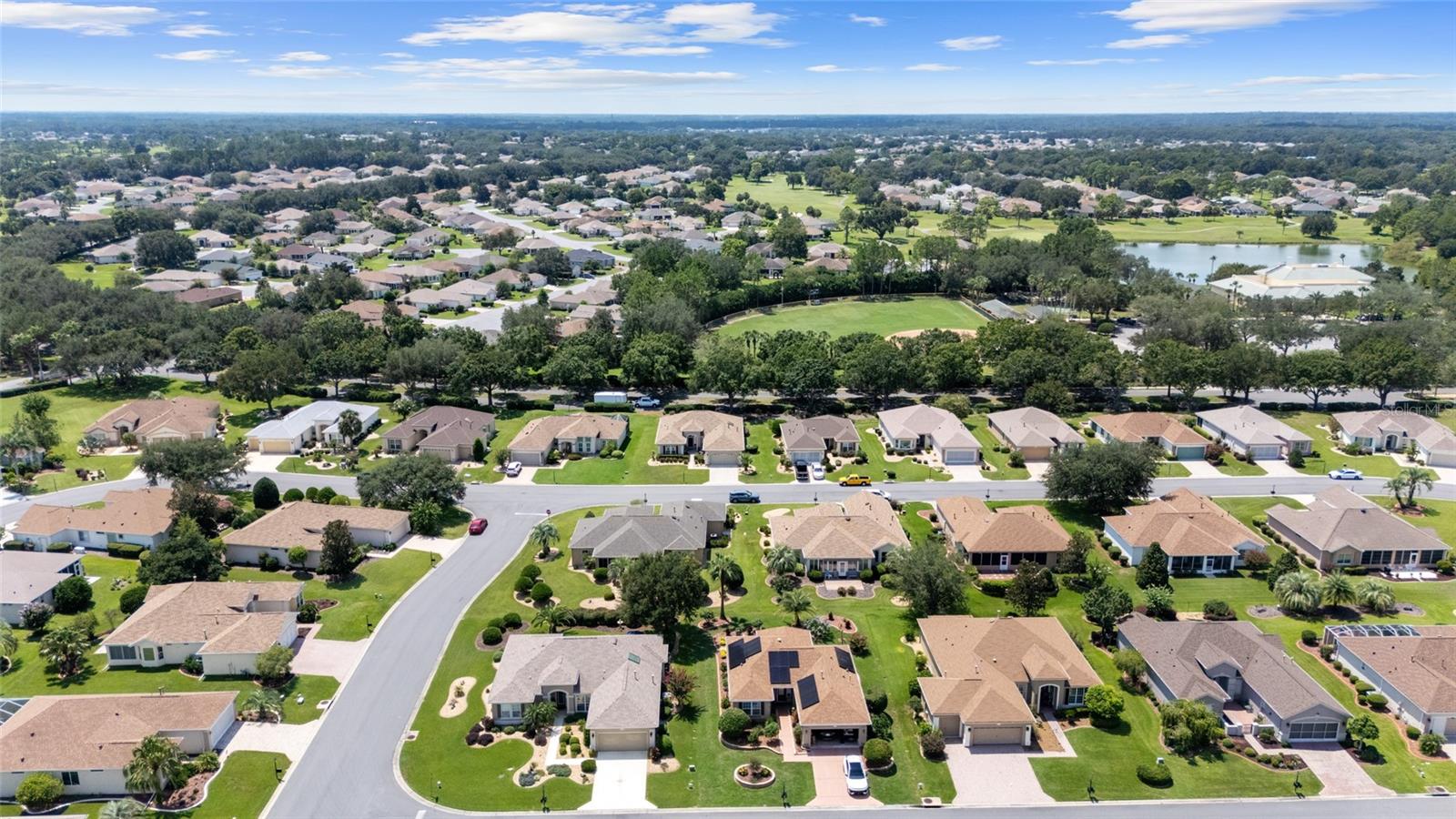 Image 41 of 66 For 9573 124th Loop