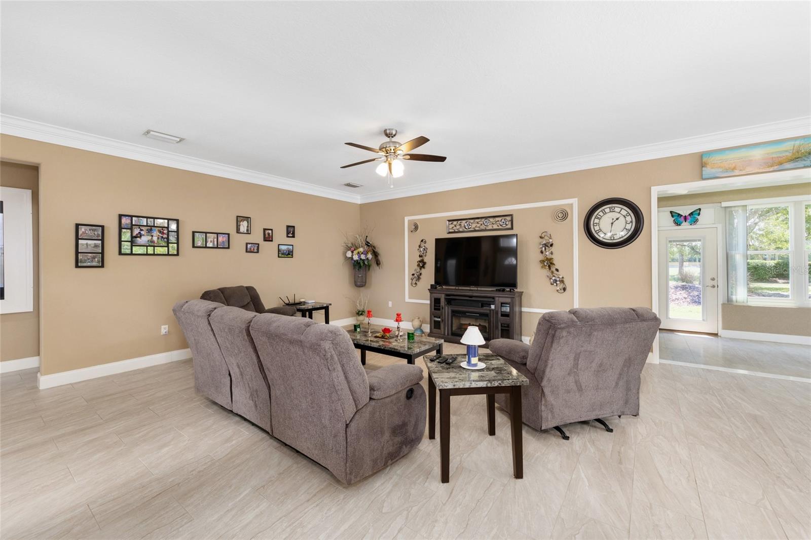 Image 7 of 66 For 9573 124th Loop