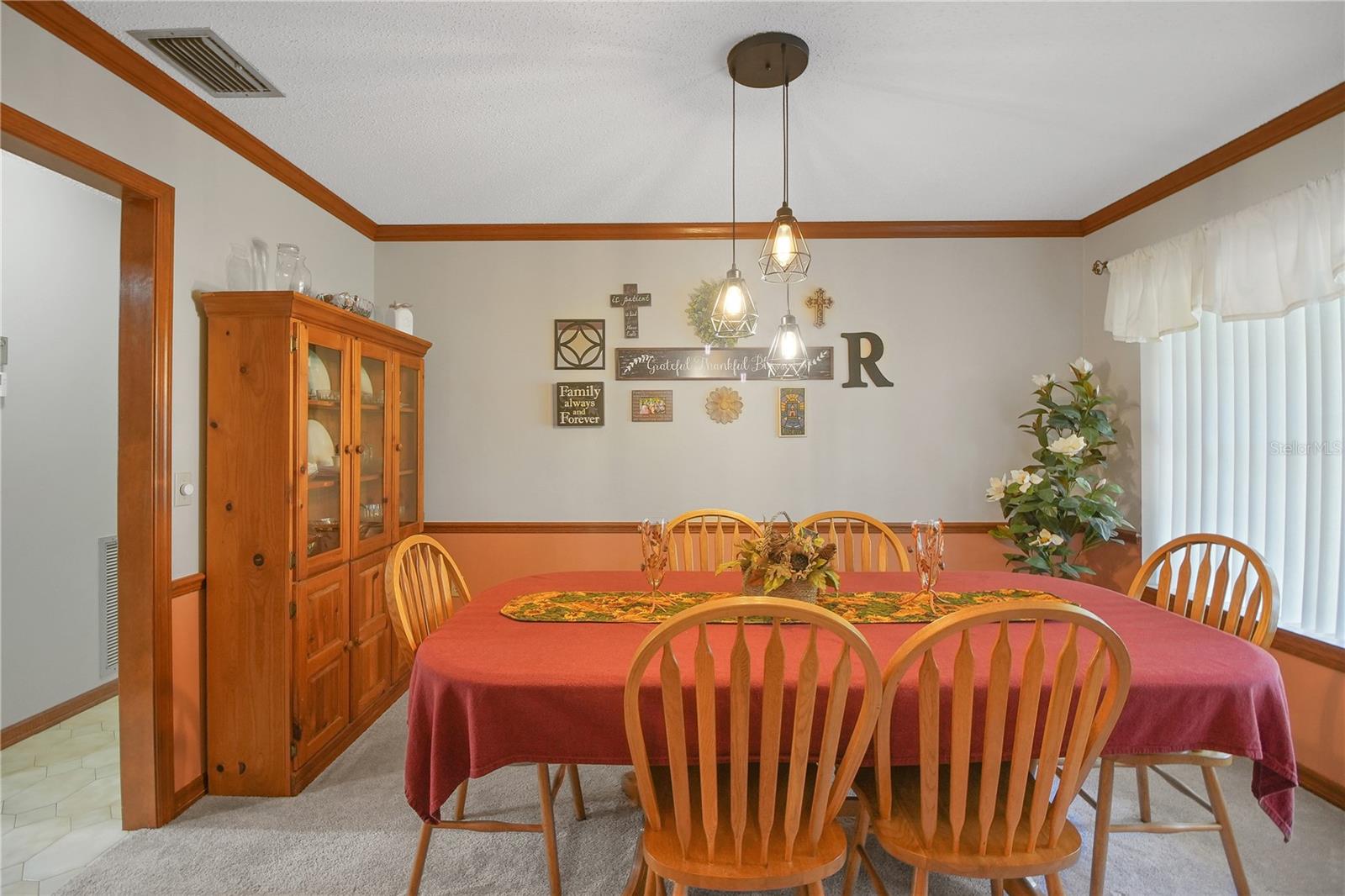 Image 8 of 53 For 1515 Spanish Avenue