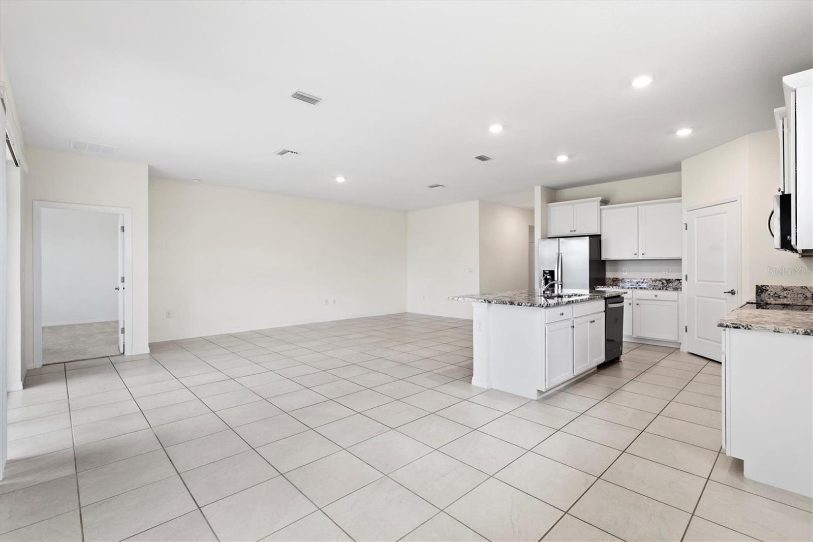 Image 11 of 36 For 7926 Penrose Place