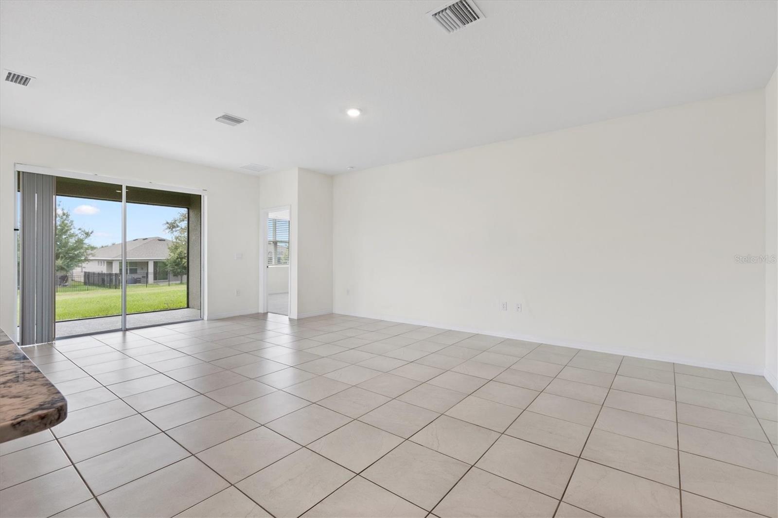 Image 7 of 36 For 7926 Penrose Place