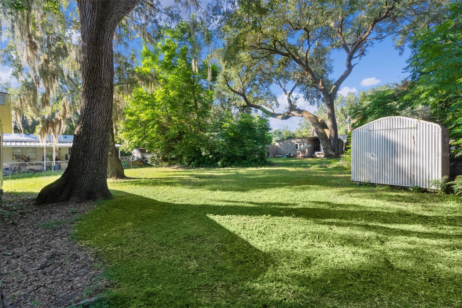 Image 35 of 49 For 16940 101st Court Road