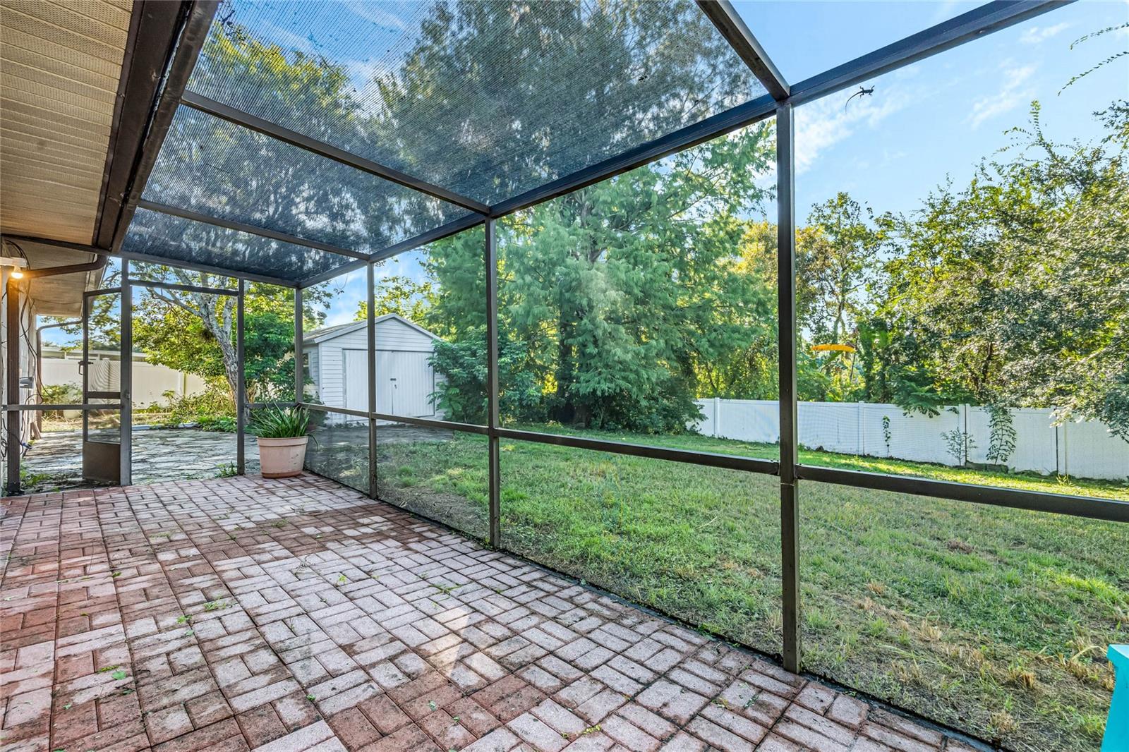 Image 34 of 47 For 4655 Sturbridge Circle