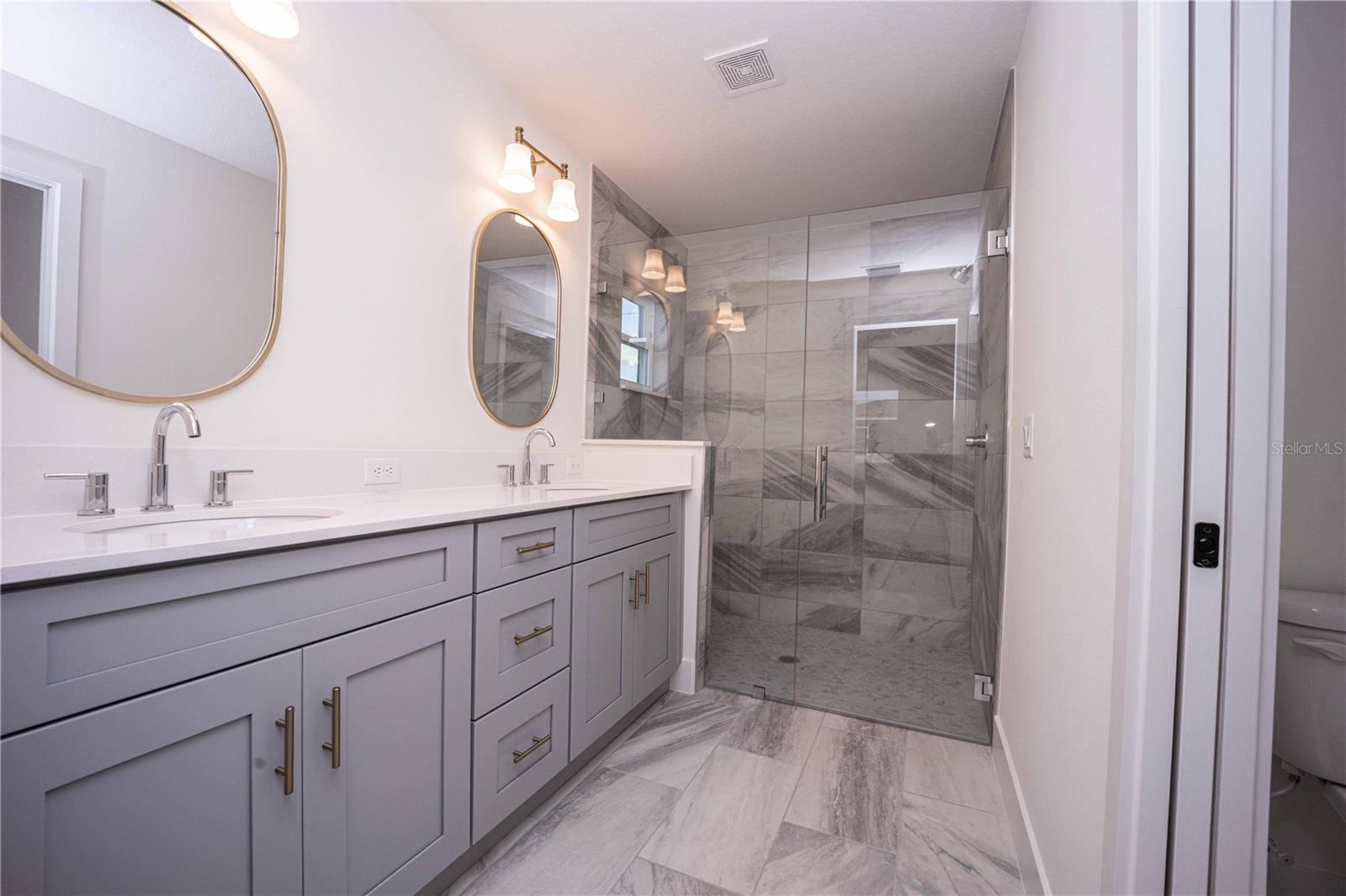 Image 7 of 16 For 8765 160th Place