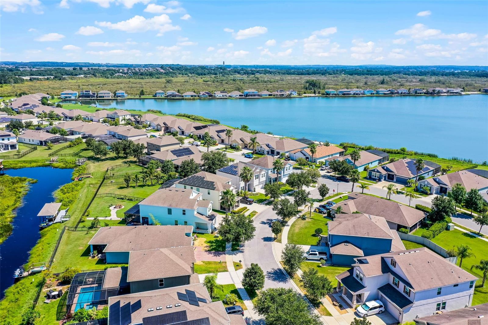 Image 48 of 66 For 1103 White Water Bay Drive
