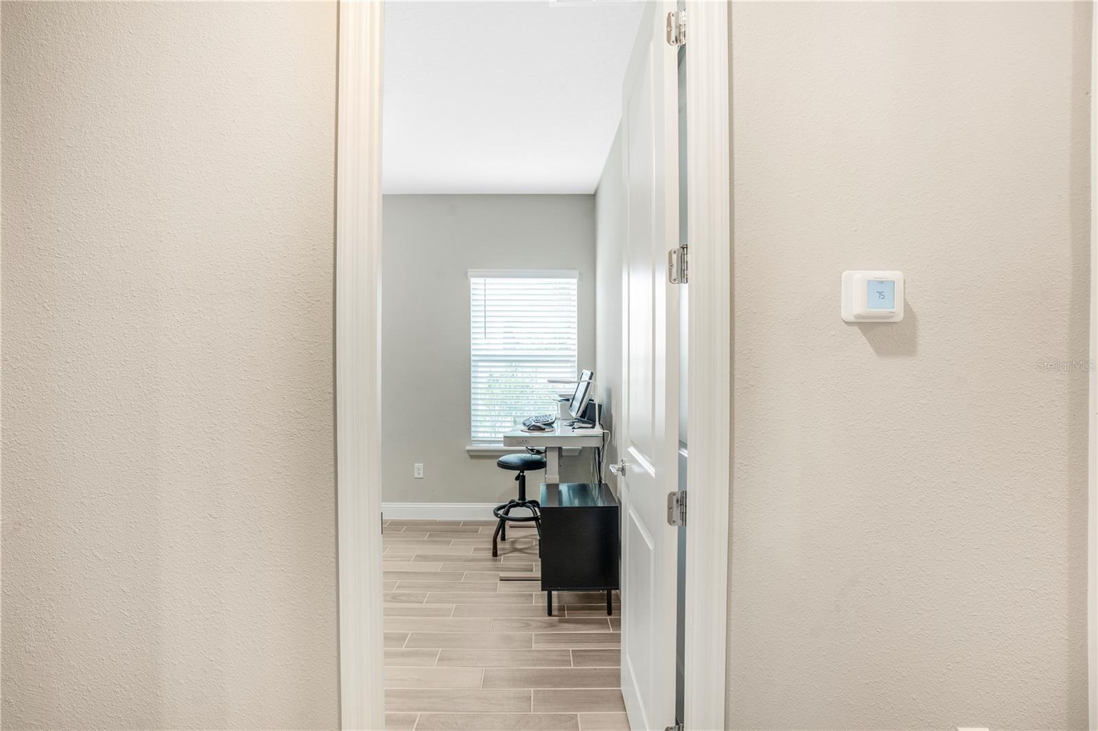 Image 14 of 61 For 253 Ridgewind Drive