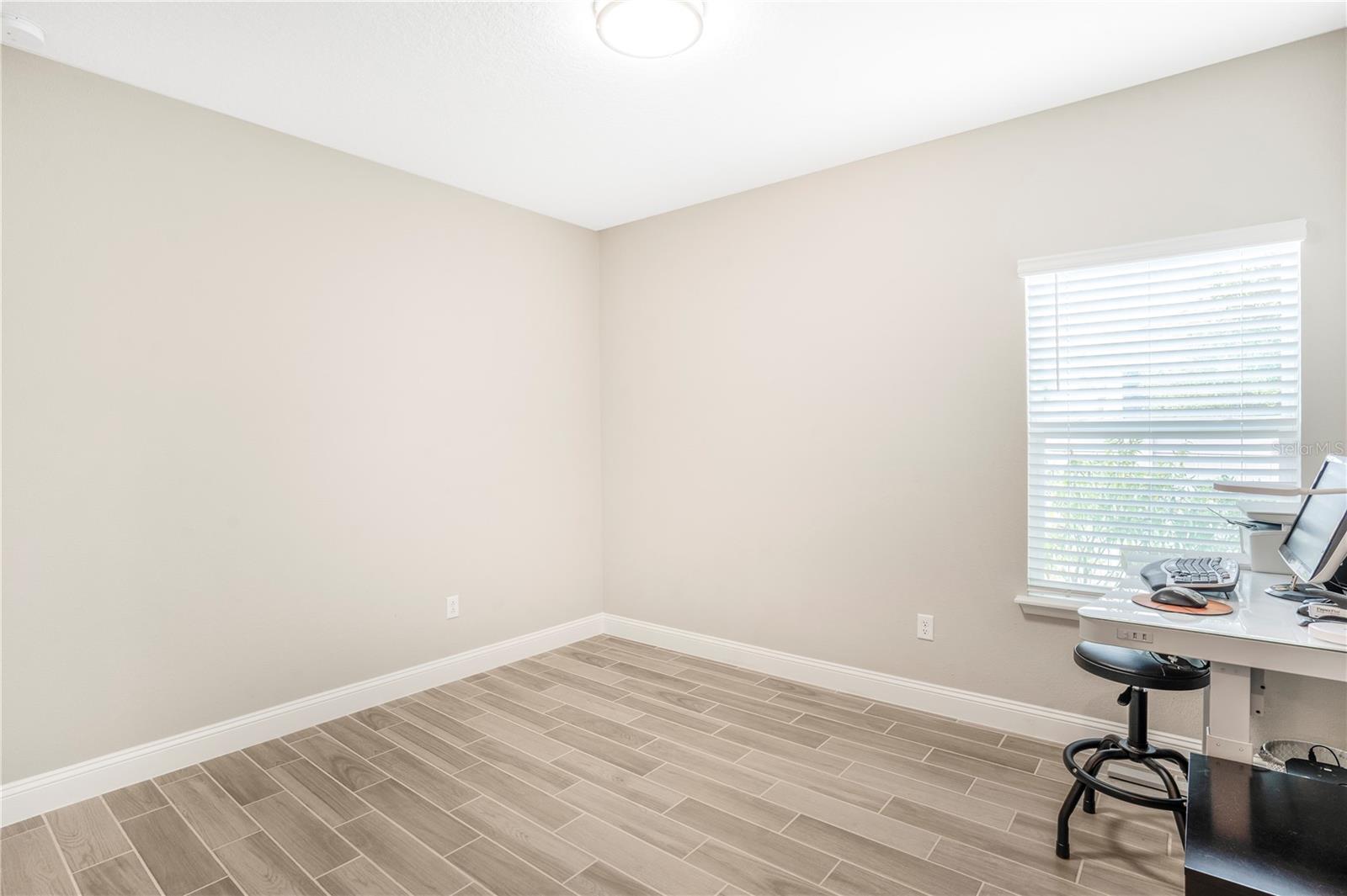 Image 15 of 61 For 253 Ridgewind Drive