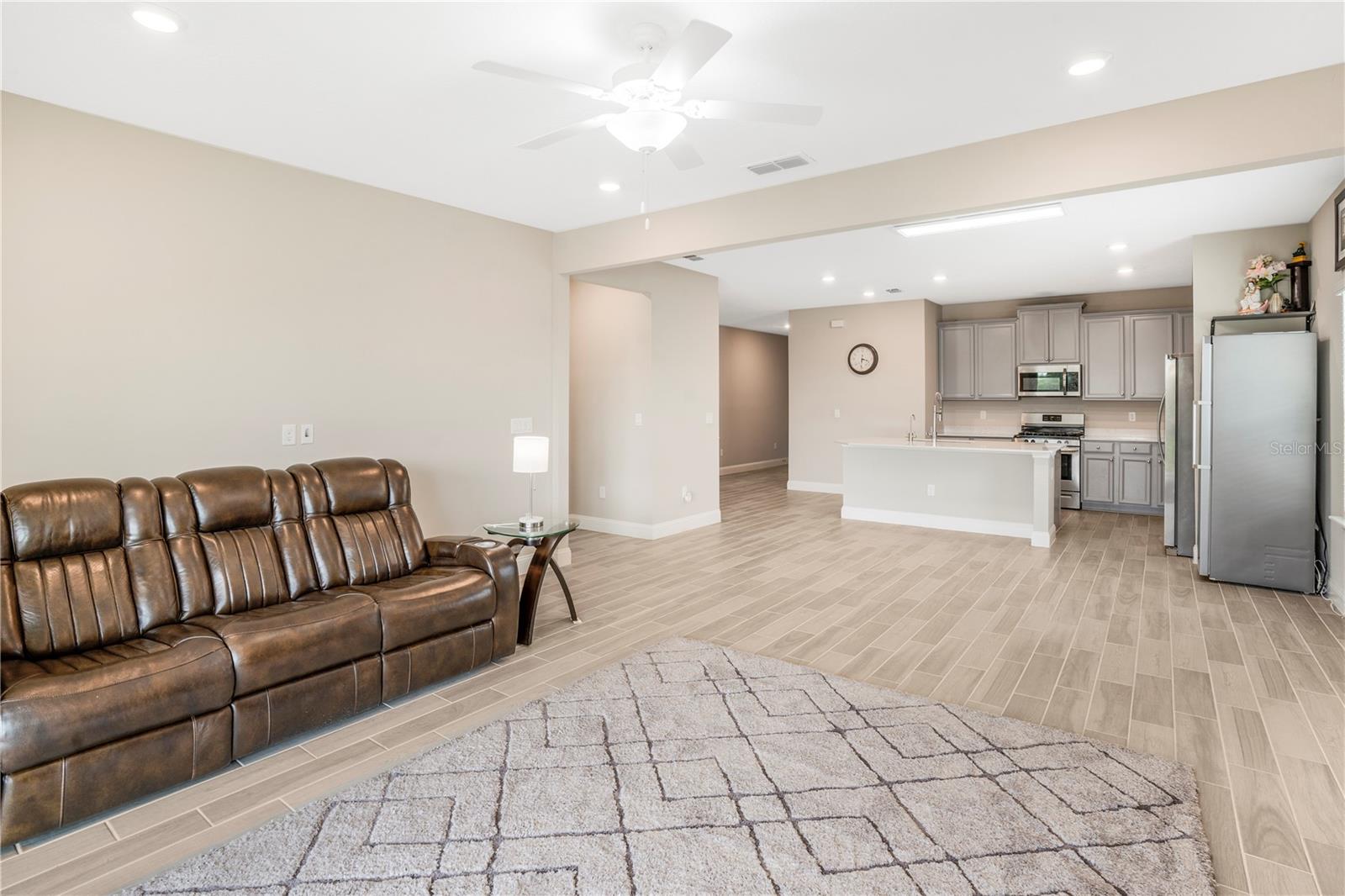 Image 24 of 61 For 253 Ridgewind Drive