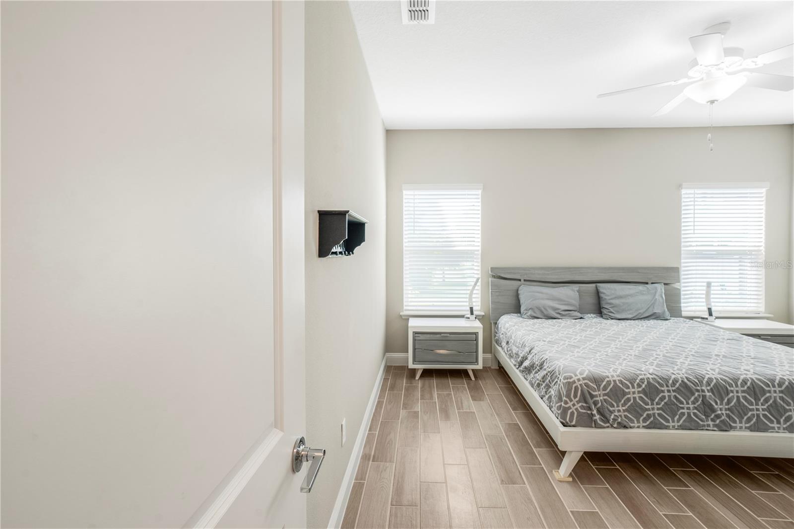 Image 26 of 61 For 253 Ridgewind Drive