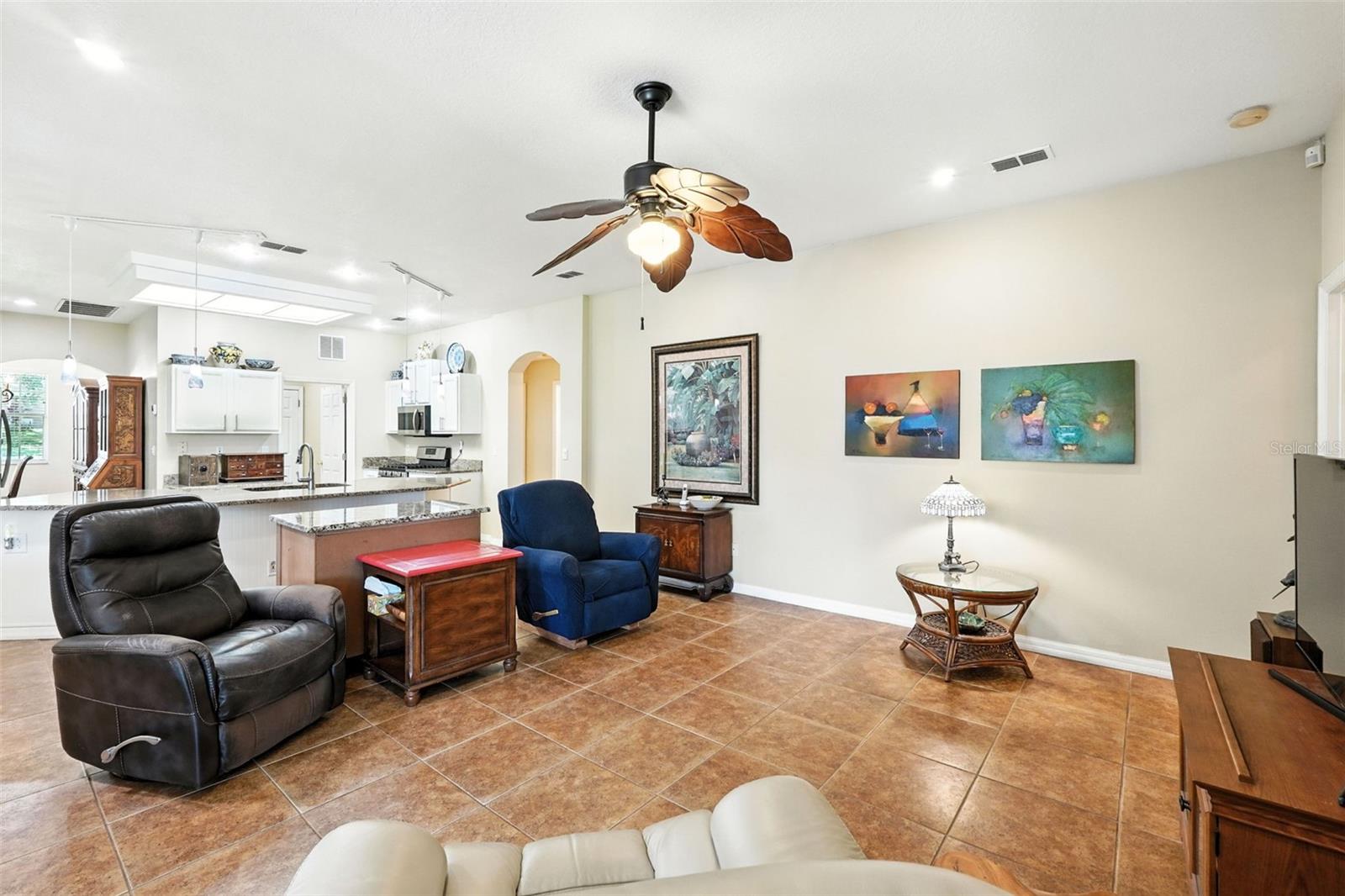 Image 15 of 42 For 3821 Glenford Drive