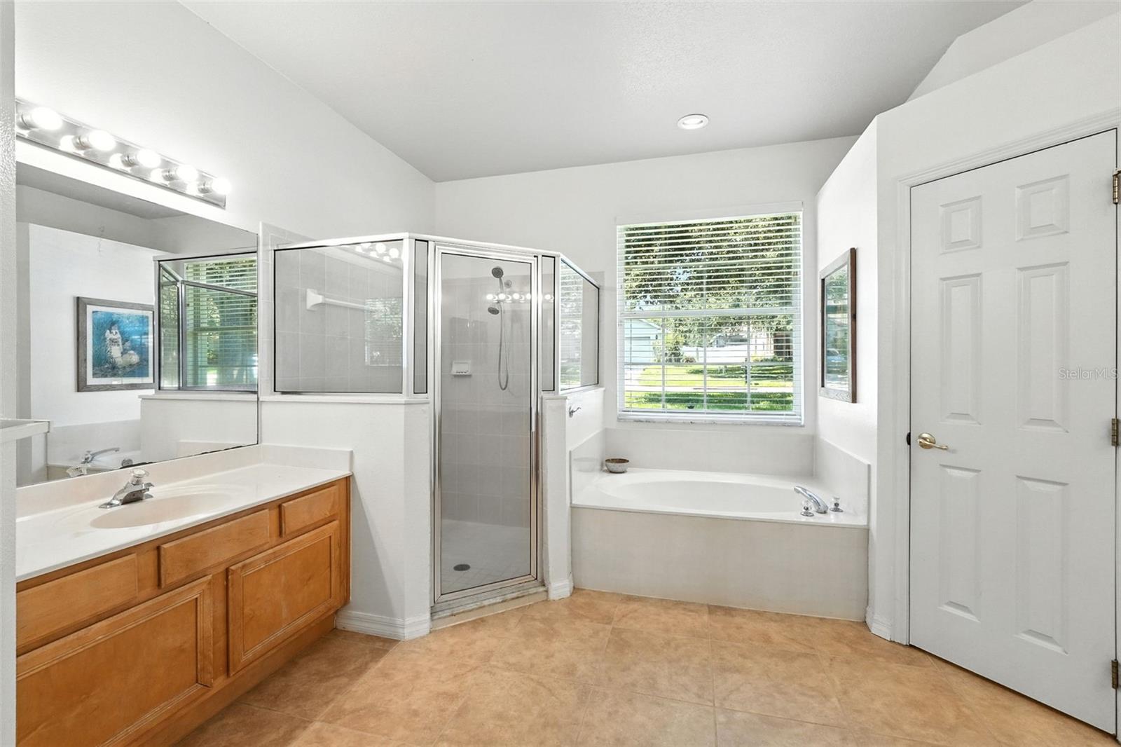 Image 24 of 42 For 3821 Glenford Drive