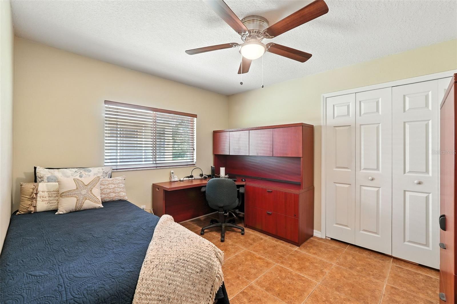 Image 29 of 42 For 3821 Glenford Drive