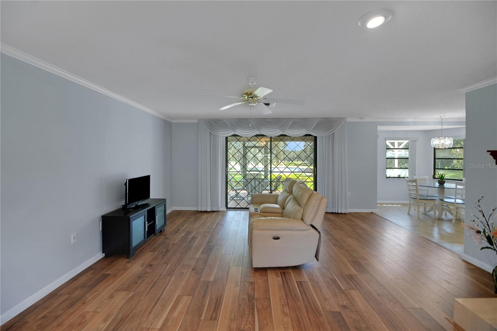 Image 11 of 60 For 2334 Lake Griffin Road