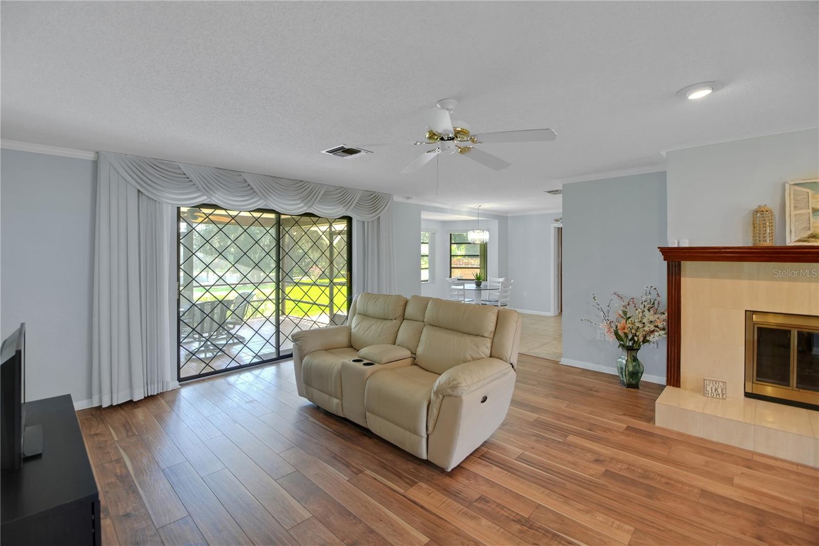 Image 12 of 60 For 2334 Lake Griffin Road