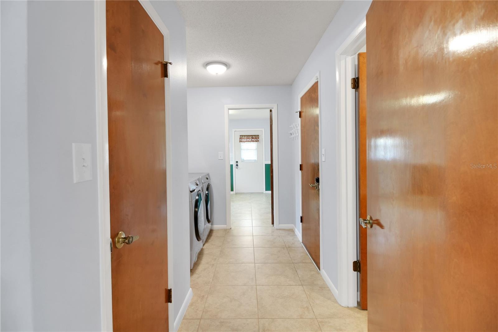 Image 41 of 60 For 2334 Lake Griffin Road